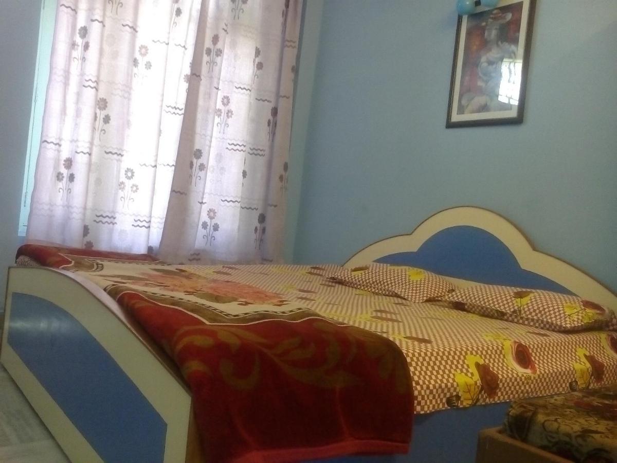 Hotel Surya Laxman Jhula Рішикеш Номер фото