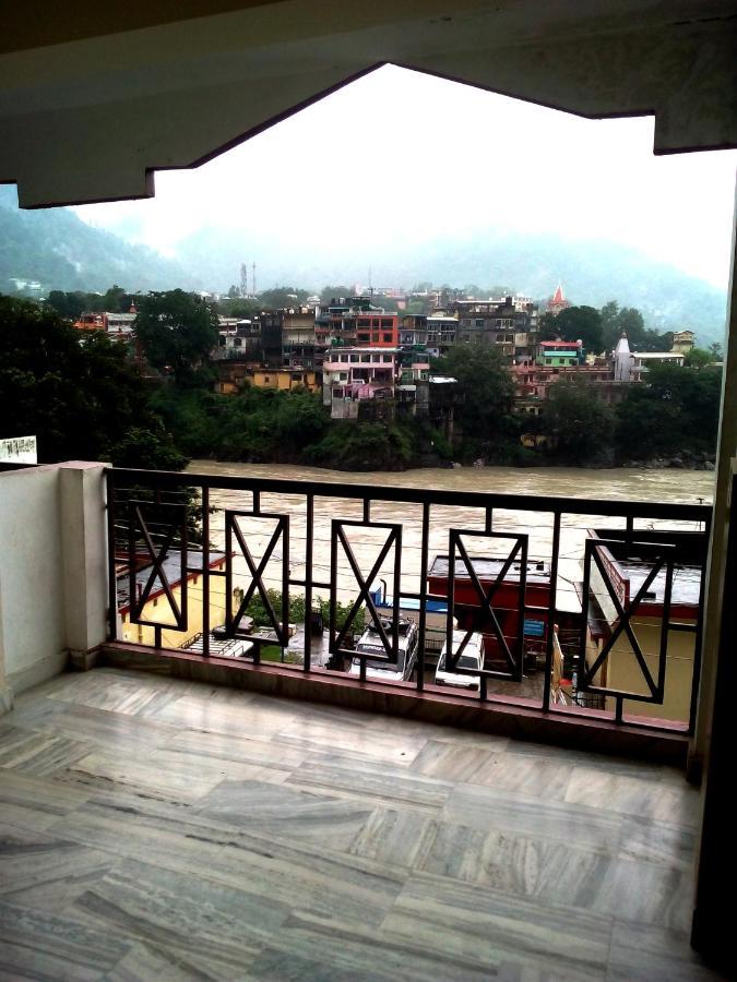 Hotel Surya Laxman Jhula Рішикеш Екстер'єр фото