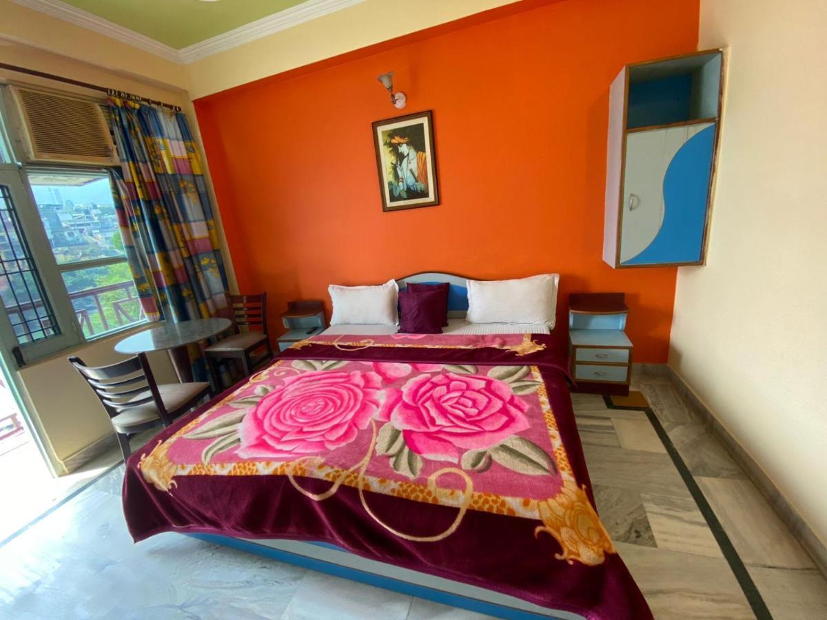 Hotel Surya Laxman Jhula Рішикеш Екстер'єр фото