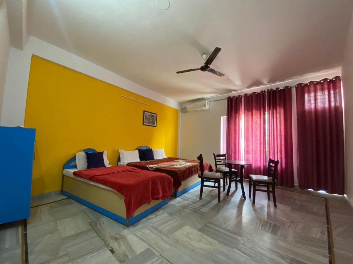 Hotel Surya Laxman Jhula Рішикеш Екстер'єр фото