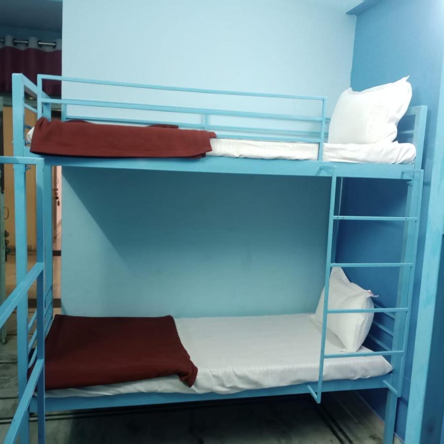 Hotel Surya Laxman Jhula Рішикеш Екстер'єр фото